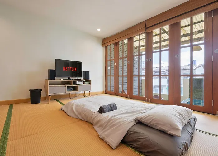 Japanese Inspired Townhome Near Ekkamai Bts