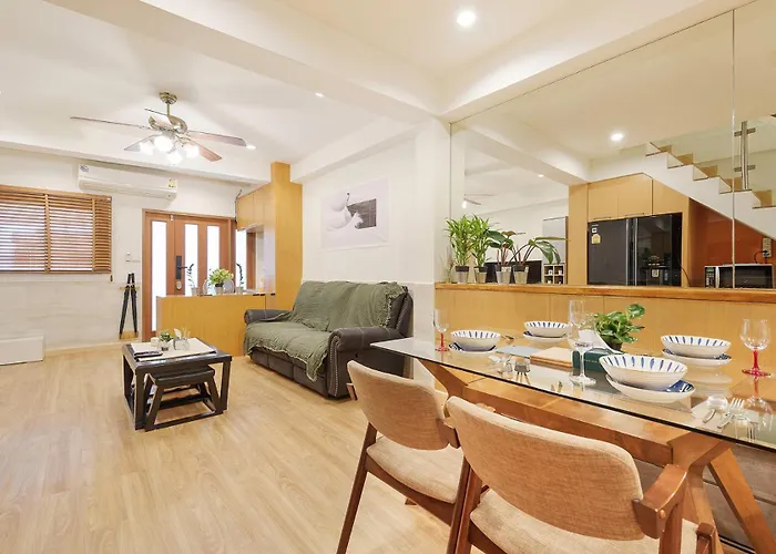 Japanese Inspired Townhome Near Ekkamai Bts * Bangkok